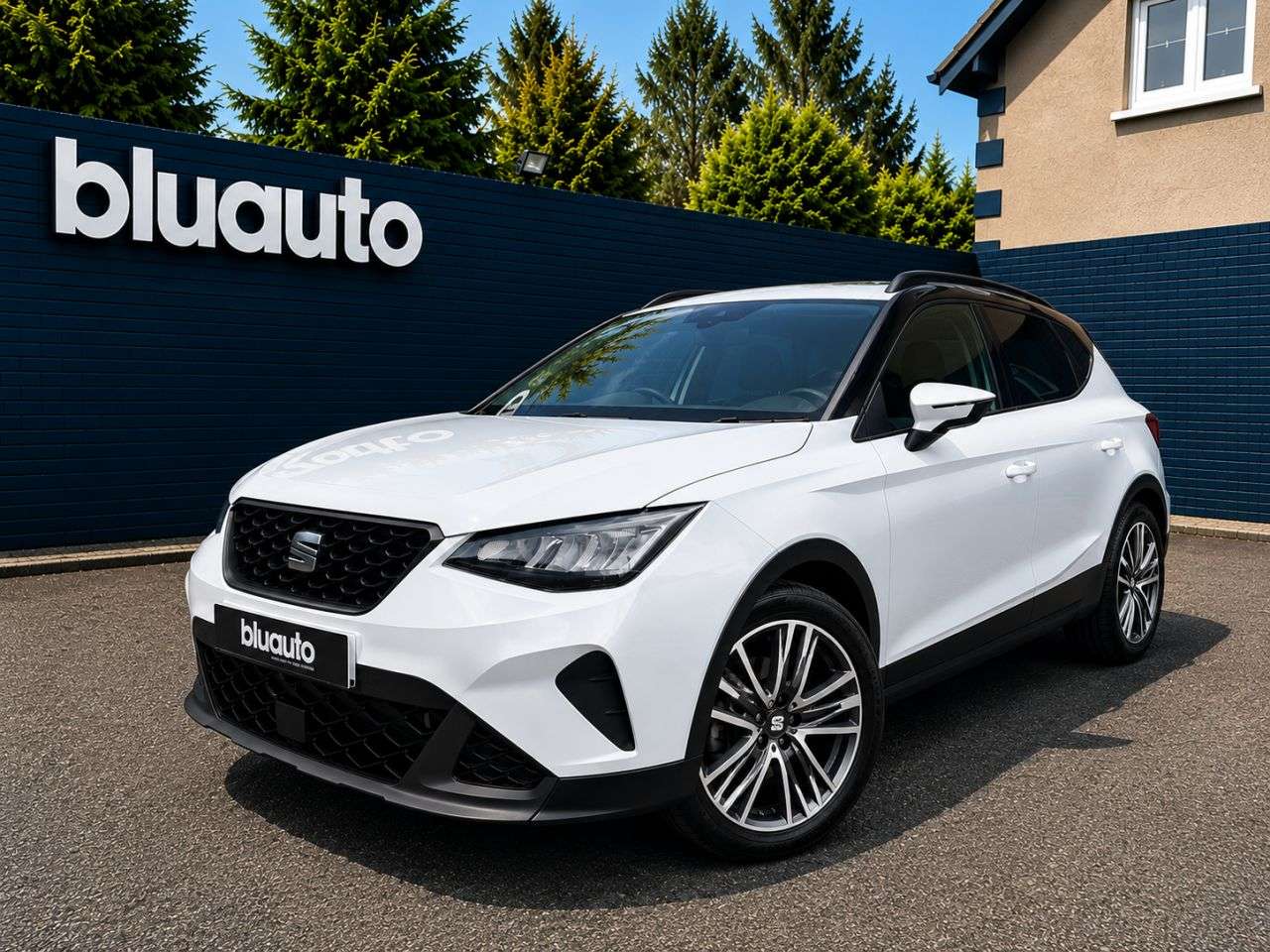 A 2023 SEAT ARONA 1.0 TSI SE Technology SUV 5dr Petrol DSG Euro 6 (s/s) (110 ps) Apple Car Pl A 2023 SEAT ARONA 1.0 TSI SE Technology SUV 5dr Petrol DSG Euro 6 (s/s) (110 ps) Apple Car Pl