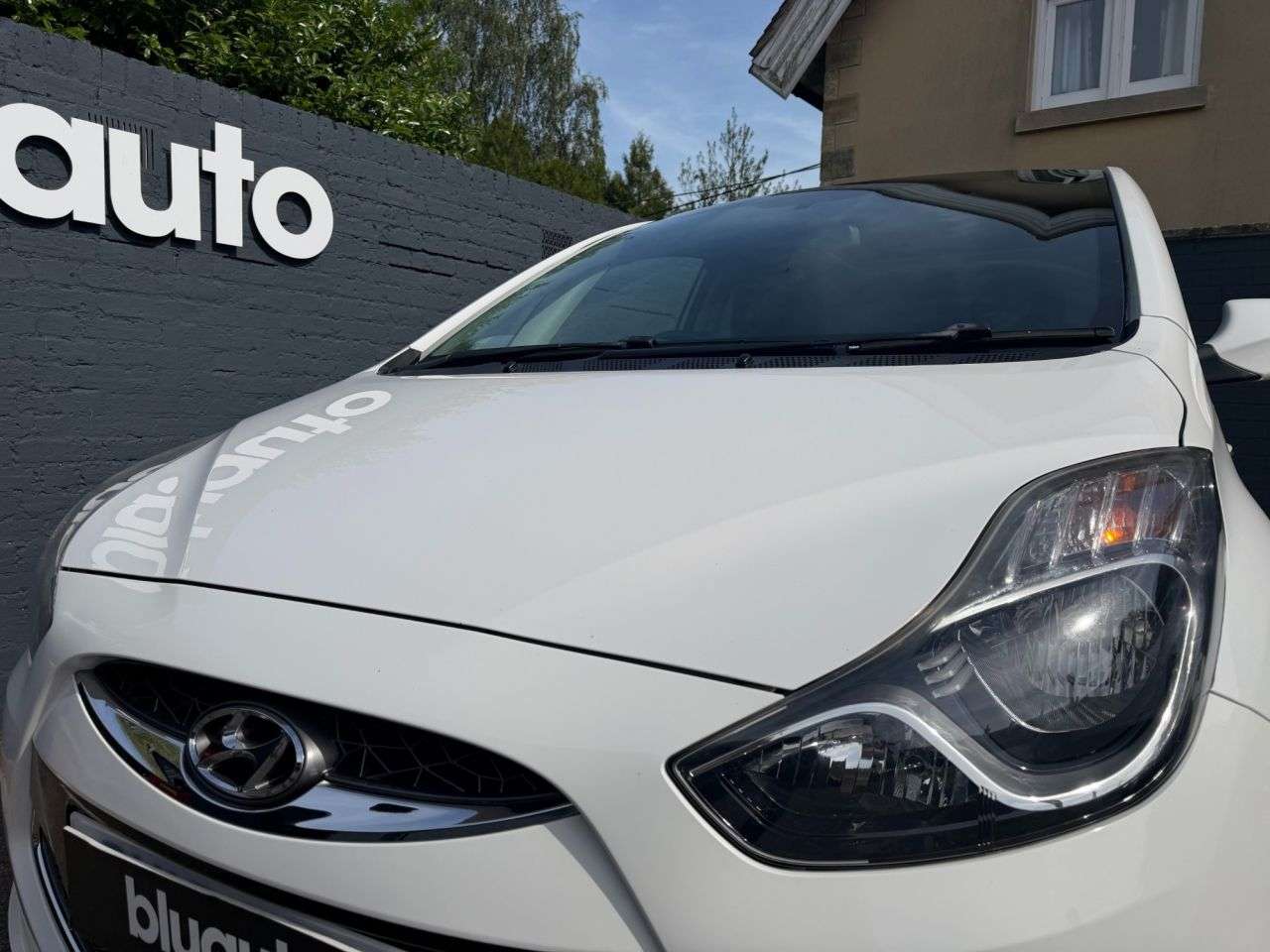A 2013 HYUNDAI IX20 1.6 Style Hatchback 5dr Petrol Auto Euro 5 (123 bhp) Lovely History / Bluet A 2013 HYUNDAI IX20 1.6 Style Hatchback 5dr Petrol Auto Euro 5 (123 bhp) Lovely History / Bluet