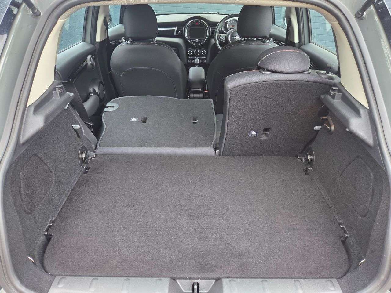 2017 MINI HATCH 2017 MINI HATCH