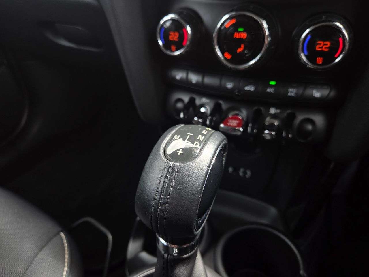 2017 MINI HATCH 2017 MINI HATCH