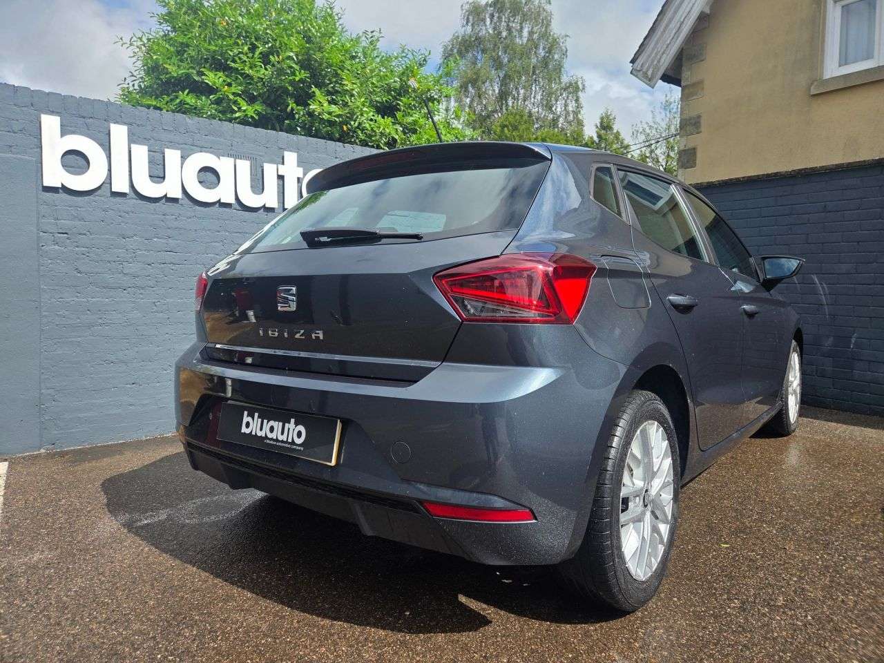 A 2018 SEAT IBIZA 1.0 TSI SE Technology Hatchback 5dr Petrol Manual Euro 6 (s/s) GPF (95 ps) A 2018 SEAT IBIZA 1.0 TSI SE Technology Hatchback 5dr Petrol Manual Euro 6 (s/s) GPF (95 ps)