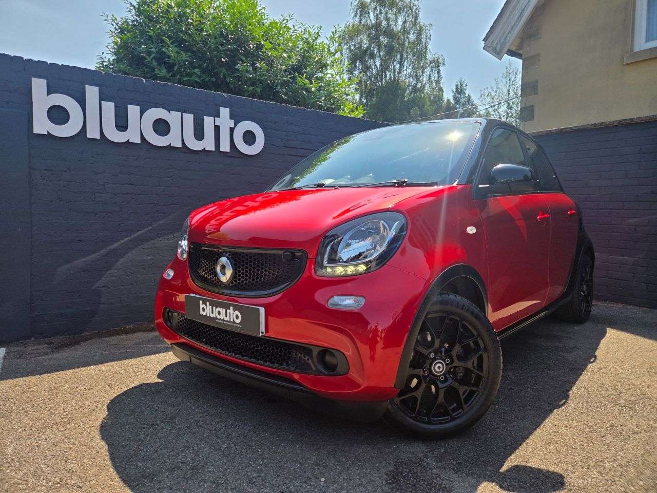 A 2018 SMART FORFOUR 1.0 Prime Sport (Premium) Hatchback 5dr Petrol Twinamic Euro 6 (s/s) (71 ps A 2018 SMART FORFOUR 1.0 Prime Sport (Premium) Hatchback 5dr Petrol Twinamic Euro 6 (s/s) (71 ps