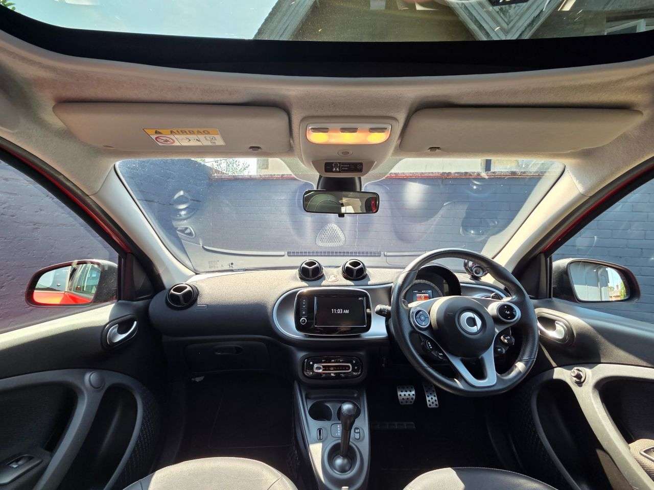 A 2018 SMART FORFOUR 1.0 Prime Sport (Premium) Hatchback 5dr Petrol Twinamic Euro 6 (s/s) (71 ps A 2018 SMART FORFOUR 1.0 Prime Sport (Premium) Hatchback 5dr Petrol Twinamic Euro 6 (s/s) (71 ps
