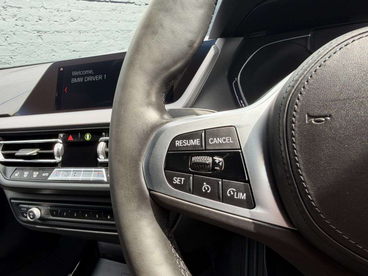 2020 BMW 1 SERIES 2020 BMW 1 SERIES