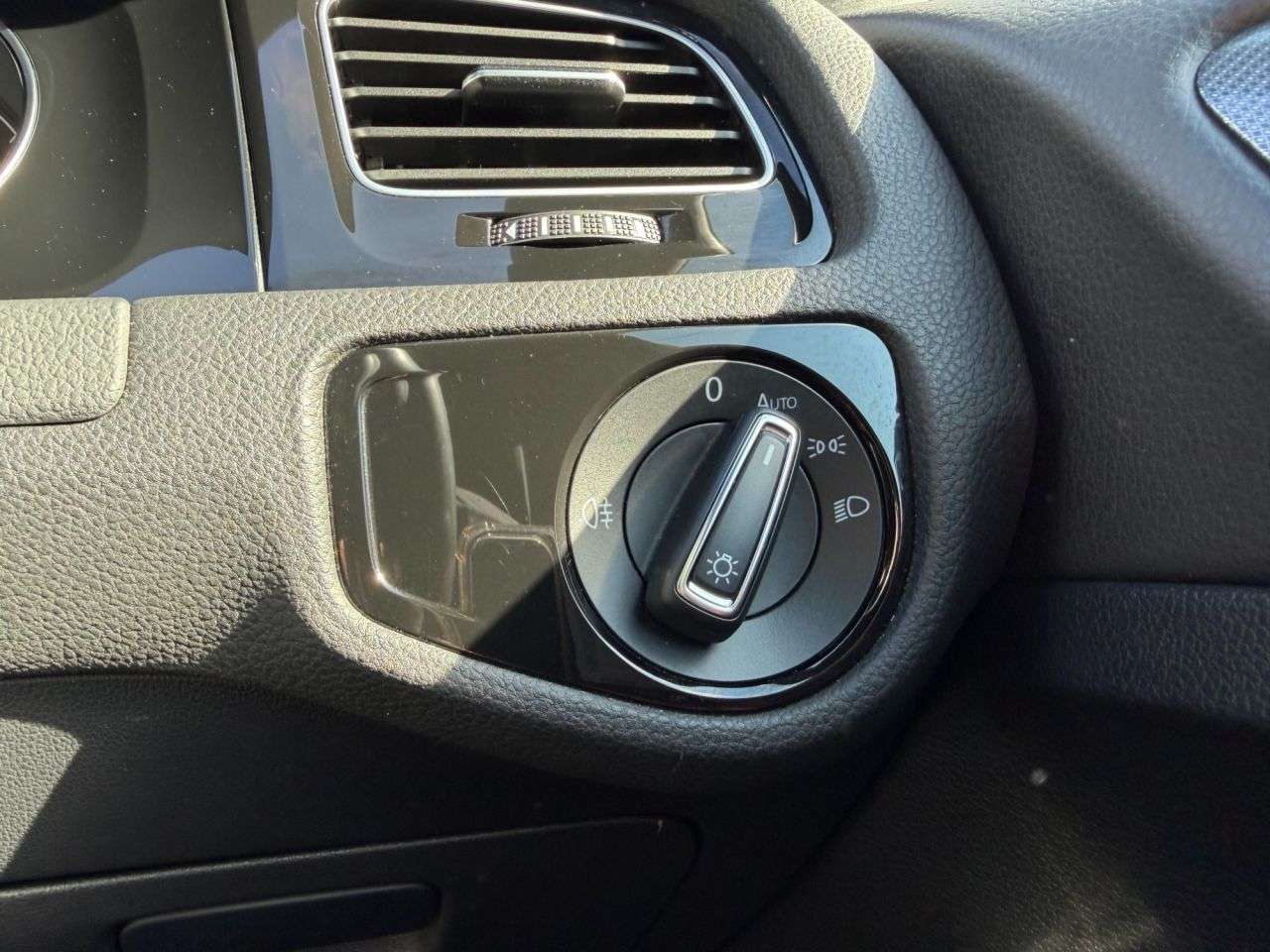2018 VOLKSWAGEN GOLF 2018 VOLKSWAGEN GOLF