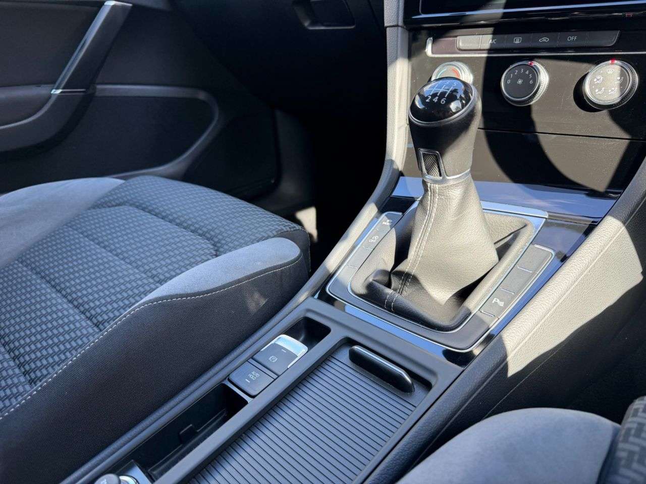 2018 VOLKSWAGEN GOLF 2018 VOLKSWAGEN GOLF