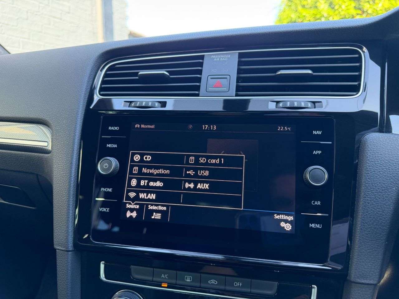 2018 VOLKSWAGEN GOLF 2018 VOLKSWAGEN GOLF