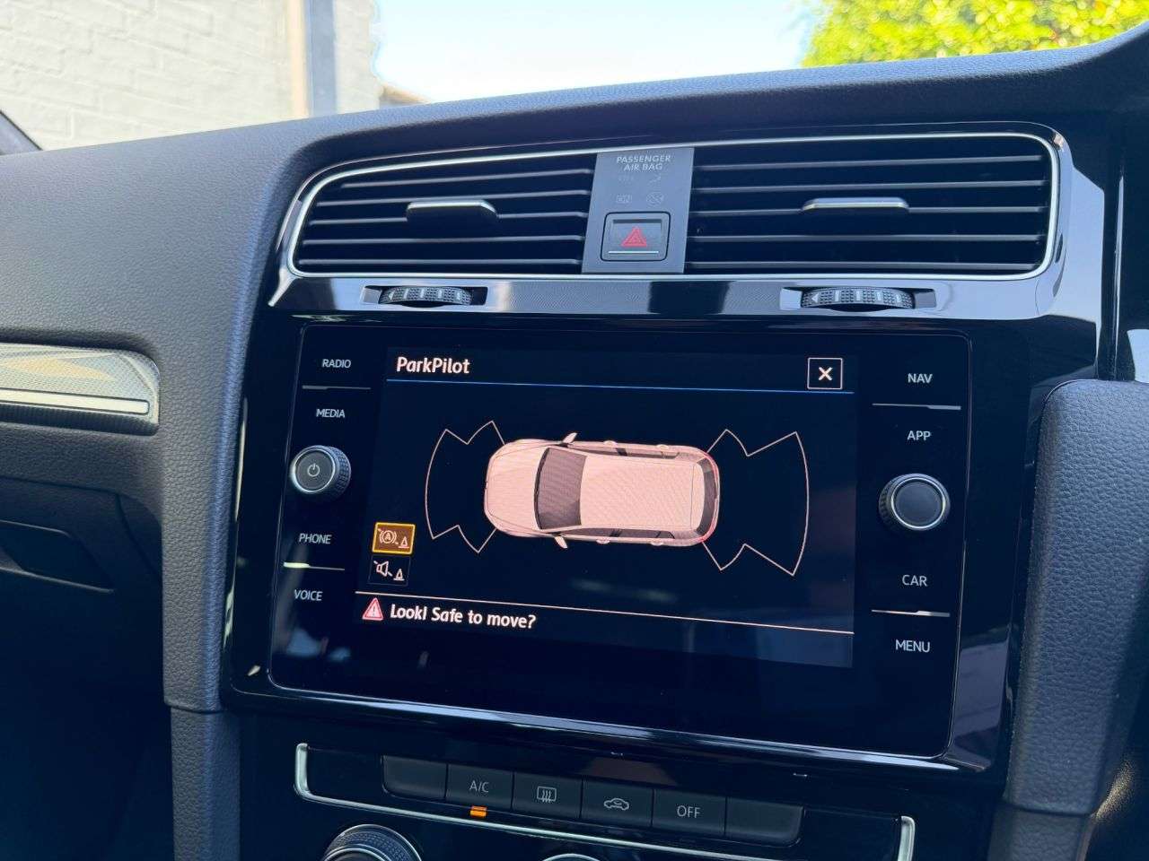 2018 VOLKSWAGEN GOLF 2018 VOLKSWAGEN GOLF