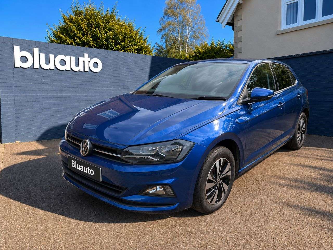 A 2020 VOLKSWAGEN POLO 1.0 TSI Match Hatchback 5dr Petrol DSG Euro 6 (s/s) (95 ps) A 2020 VOLKSWAGEN POLO 1.0 TSI Match Hatchback 5dr Petrol DSG Euro 6 (s/s) (95 ps)