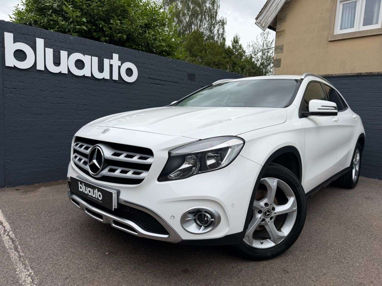 A 2018 MERCEDES-BENZ GLA 1.6 GLA200 Sport (Executive) SUV 5dr Petrol Manual Euro 6 (s/s) (156 ps) Sa A 2018 MERCEDES-BENZ GLA 1.6 GLA200 Sport (Executive) SUV 5dr Petrol Manual Euro 6 (s/s) (156 ps) Sa