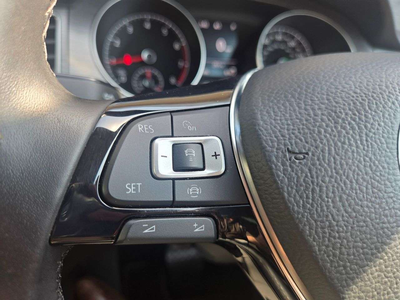 2019 VOLKSWAGEN GOLF SV 2019 VOLKSWAGEN GOLF SV