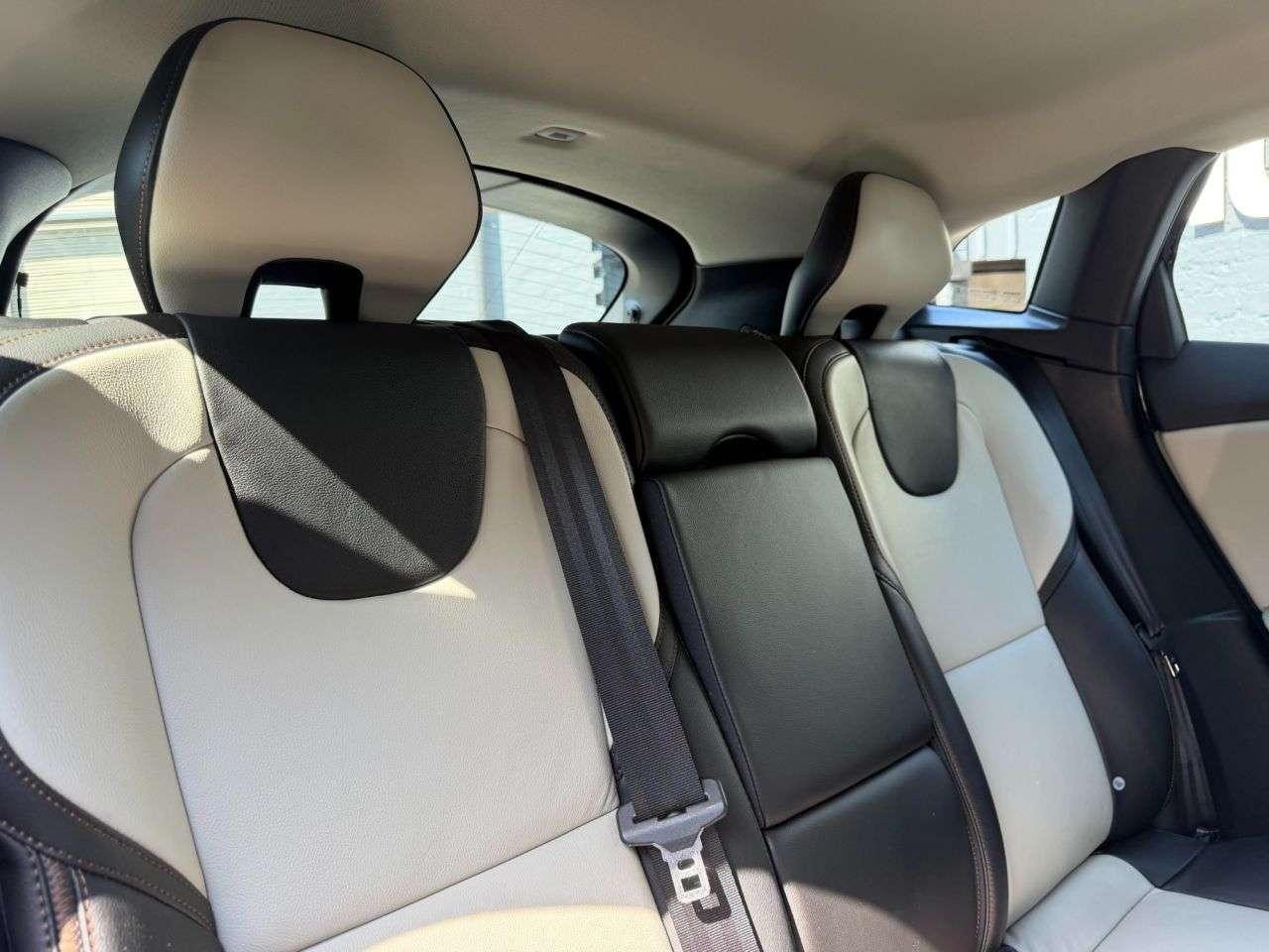 2018 VOLVO V40 CROSS COUNTRY 2018 VOLVO V40 CROSS COUNTRY