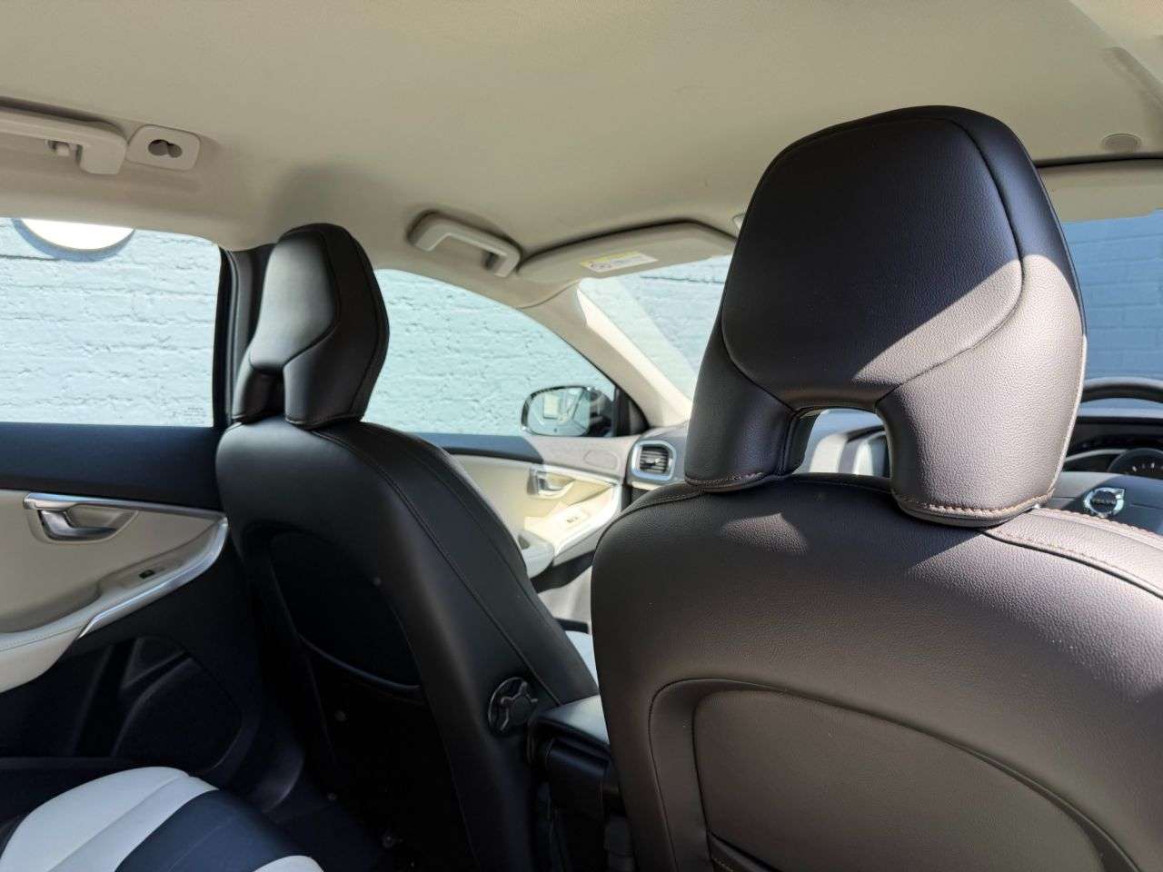 2018 VOLVO V40 CROSS COUNTRY 2018 VOLVO V40 CROSS COUNTRY