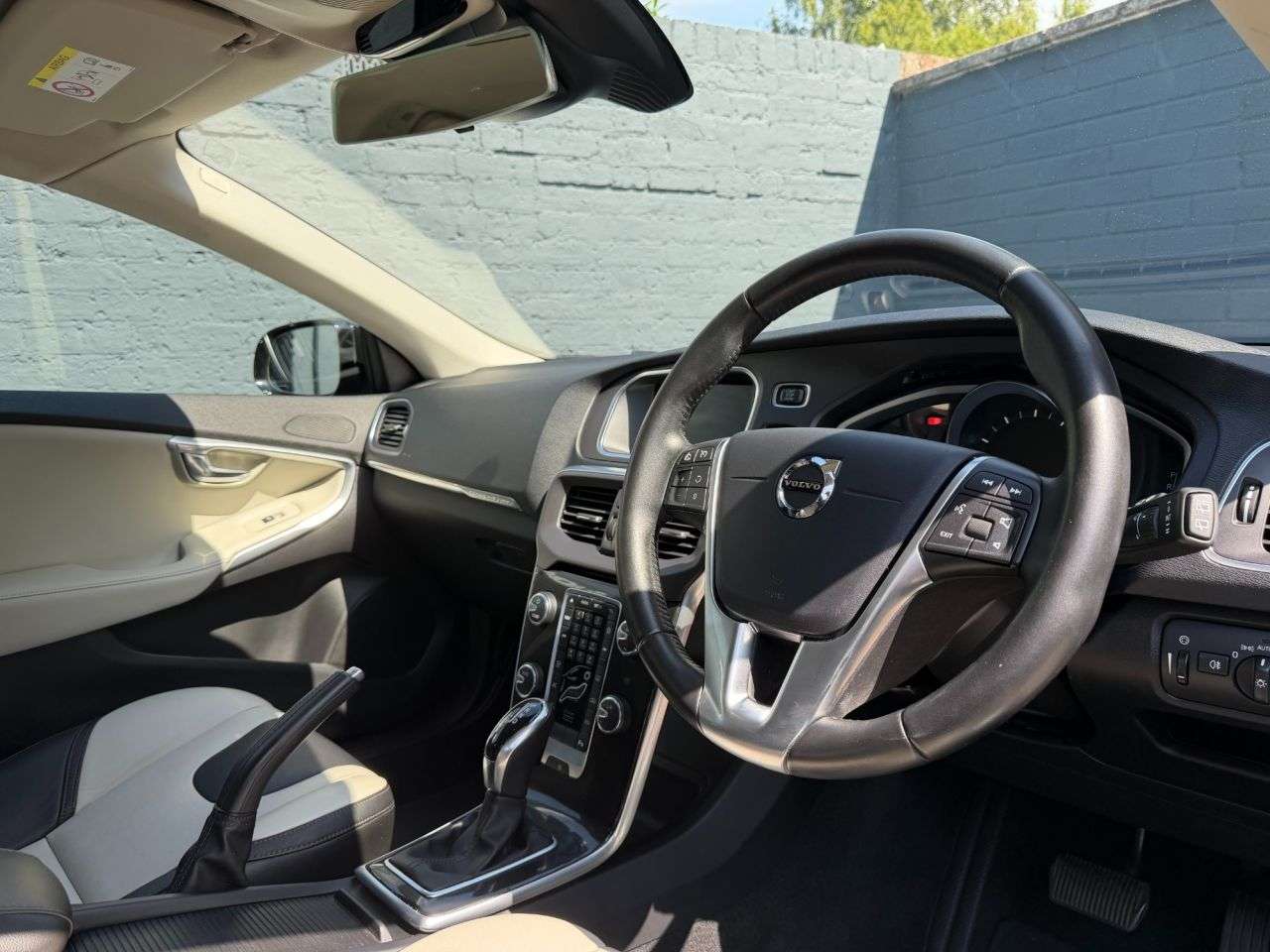 2018 VOLVO V40 CROSS COUNTRY 2018 VOLVO V40 CROSS COUNTRY