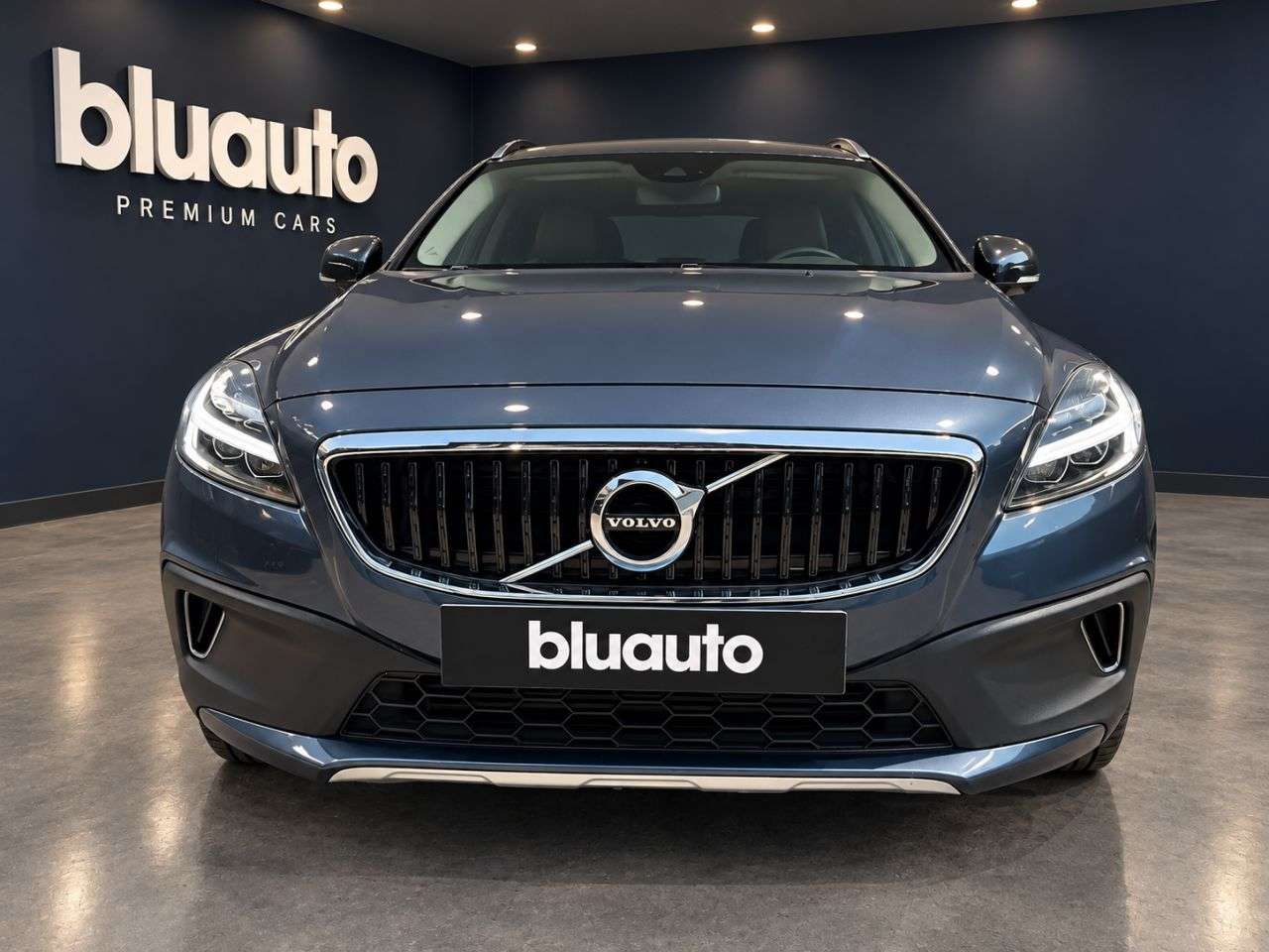 2018 VOLVO V40 CROSS COUNTRY 2018 VOLVO V40 CROSS COUNTRY