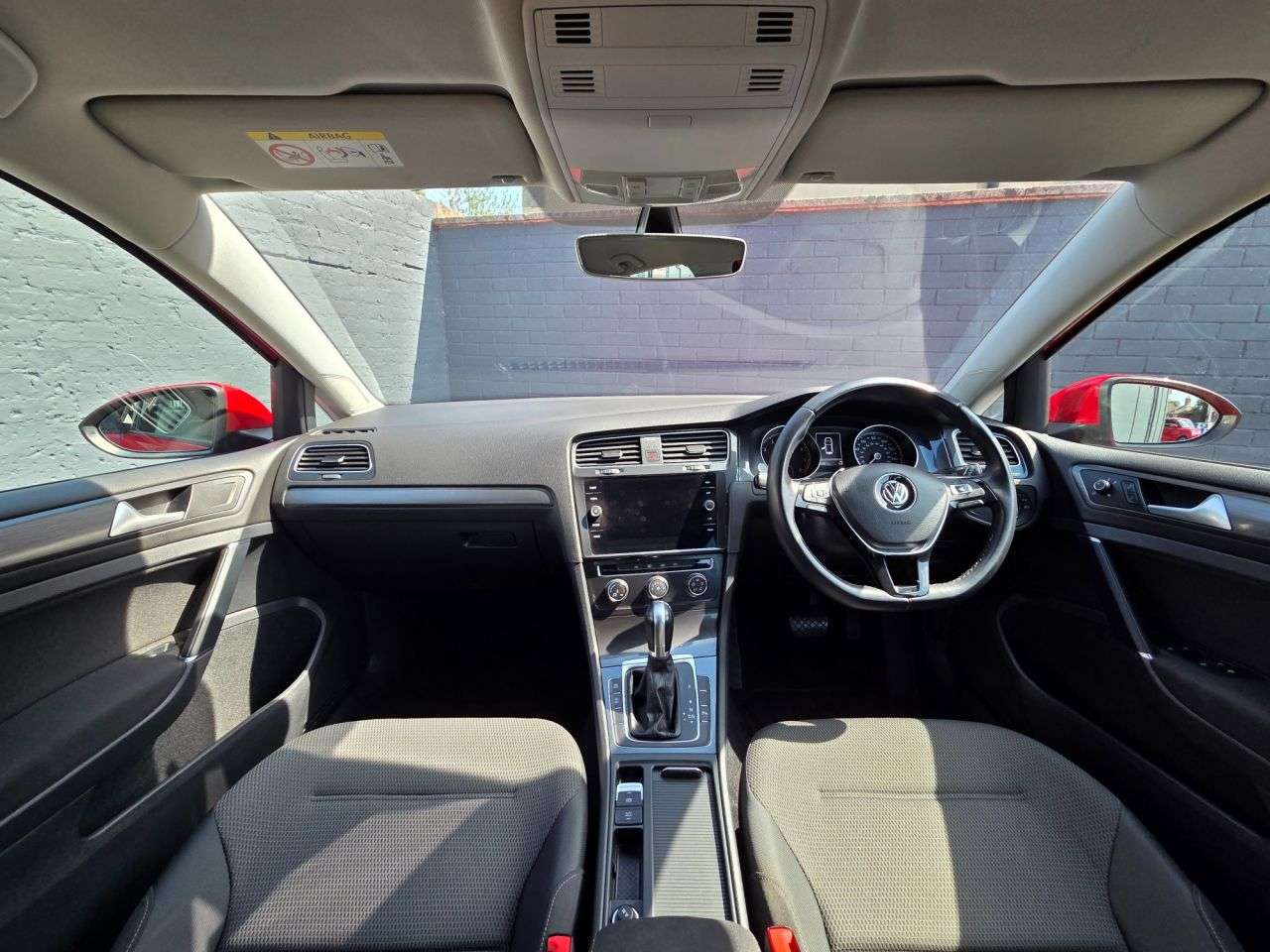 A 2018 VOLKSWAGEN GOLF 1.5 TSI EVO SE Nav Hatchback 5dr Petrol DSG Euro 6 (s/s) (130 ps) Adaptive A 2018 VOLKSWAGEN GOLF 1.5 TSI EVO SE Nav Hatchback 5dr Petrol DSG Euro 6 (s/s) (130 ps) Adaptive