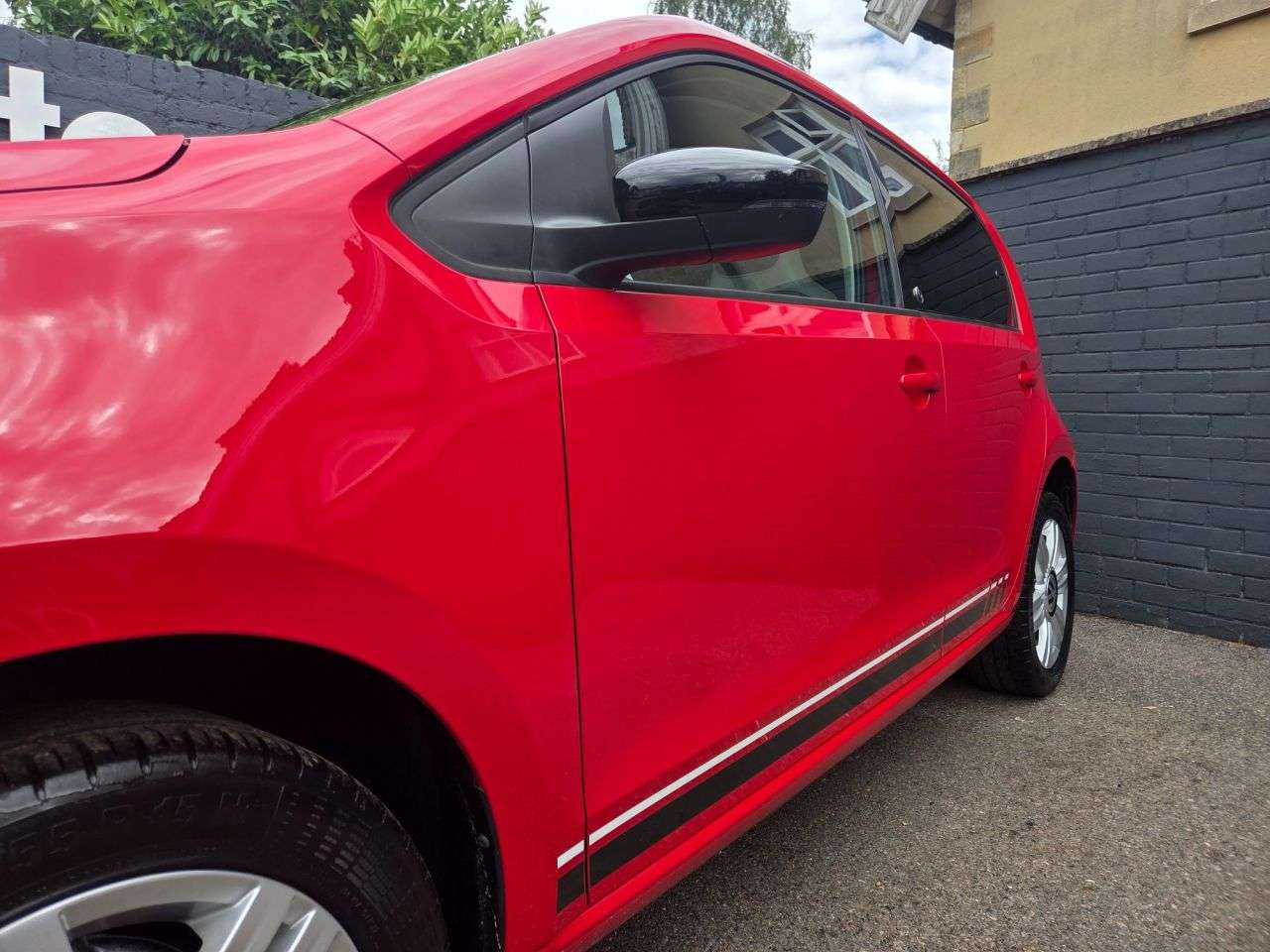 2017 VOLKSWAGEN UP! 2017 VOLKSWAGEN UP!