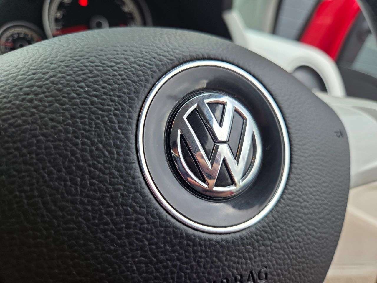 2017 VOLKSWAGEN UP! 2017 VOLKSWAGEN UP!