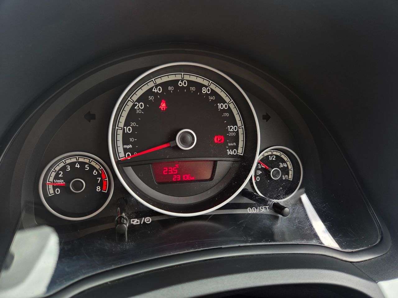 2017 VOLKSWAGEN UP! 2017 VOLKSWAGEN UP!