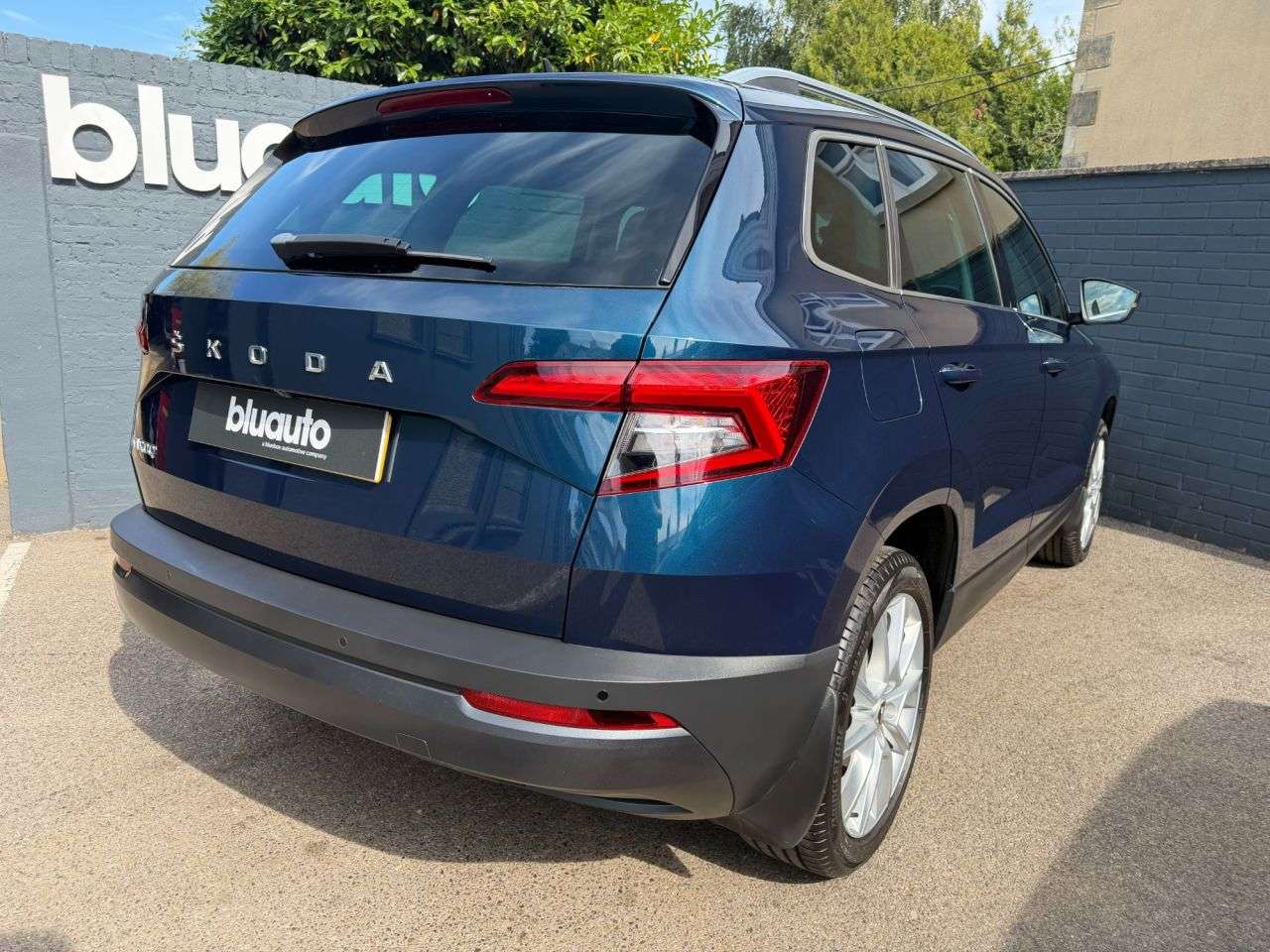 A 2019 SKODA KAROQ 1.5 TSI ACT SE L SUV 5dr Petrol DSG Euro 6 (s/s) (150 ps) Over £3k Extras / A 2019 SKODA KAROQ 1.5 TSI ACT SE L SUV 5dr Petrol DSG Euro 6 (s/s) (150 ps) Over £3k Extras /