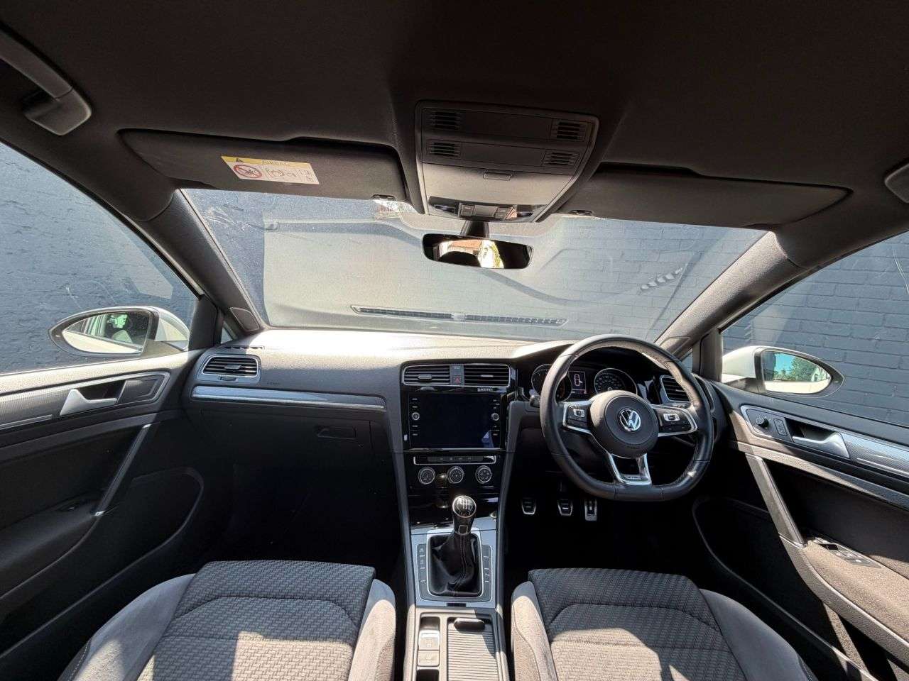A 2018 VOLKSWAGEN GOLF 1.5 TSI EVO R-Line Hatchback 5dr Petrol Manual Euro 6 (s/s) (150 ps) Apple A 2018 VOLKSWAGEN GOLF 1.5 TSI EVO R-Line Hatchback 5dr Petrol Manual Euro 6 (s/s) (150 ps) Apple