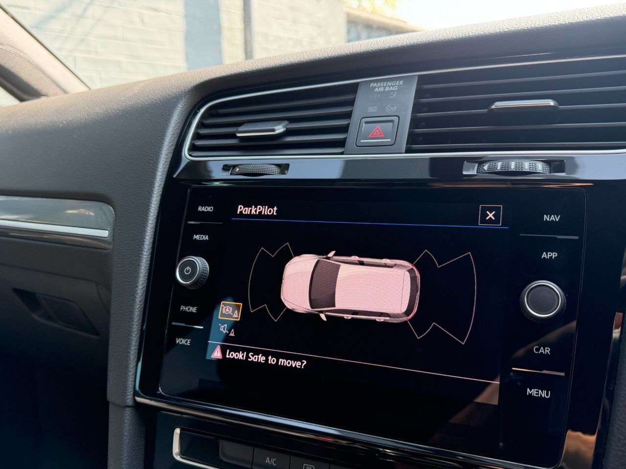 2018 VOLKSWAGEN GOLF 2018 VOLKSWAGEN GOLF