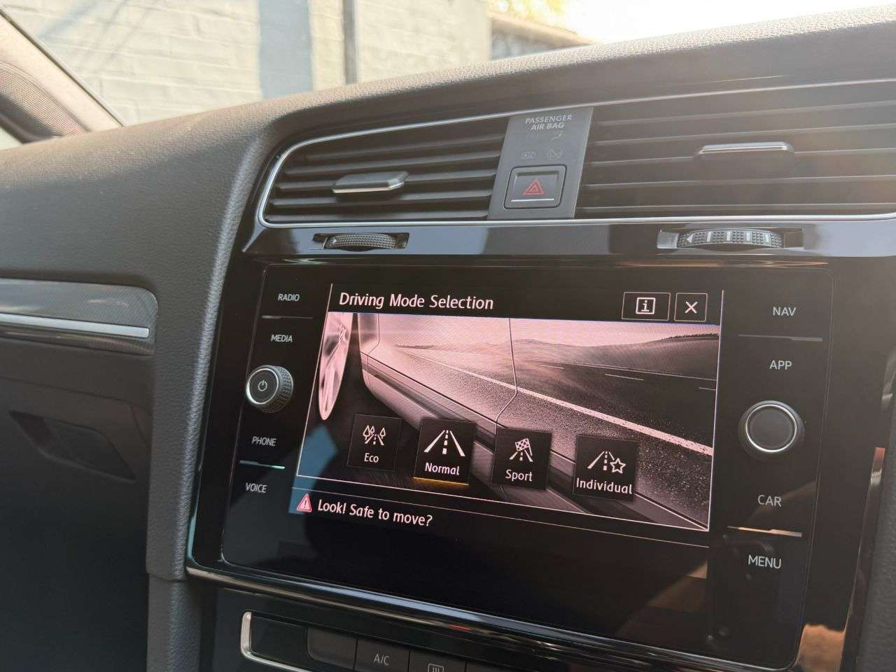2018 VOLKSWAGEN GOLF 2018 VOLKSWAGEN GOLF
