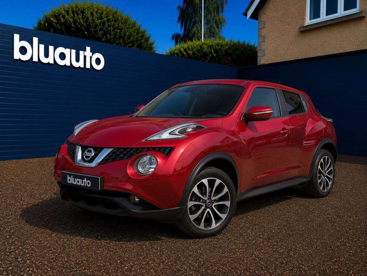 A 2017 NISSAN JUKE 1.6 Tekna SUV 5dr Petrol XTRON Euro 6 (117 ps) A 2017 NISSAN JUKE 1.6 Tekna SUV 5dr Petrol XTRON Euro 6 (117 ps)