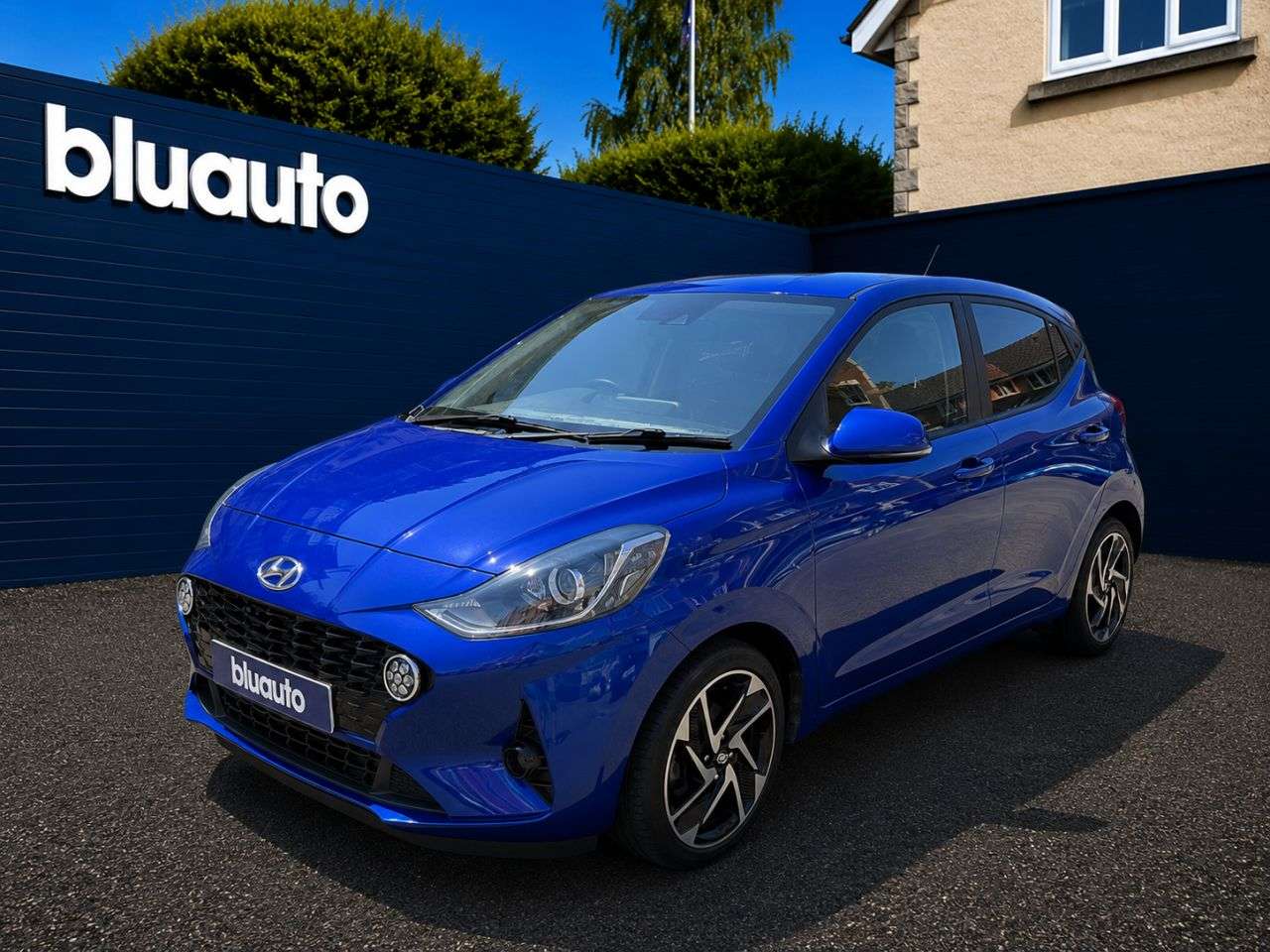 A 2022 HYUNDAI I10 1.0 Premium Hatchback 5dr Petrol Manual Euro 6 (s/s) (67 ps) A 2022 HYUNDAI I10 1.0 Premium Hatchback 5dr Petrol Manual Euro 6 (s/s) (67 ps)