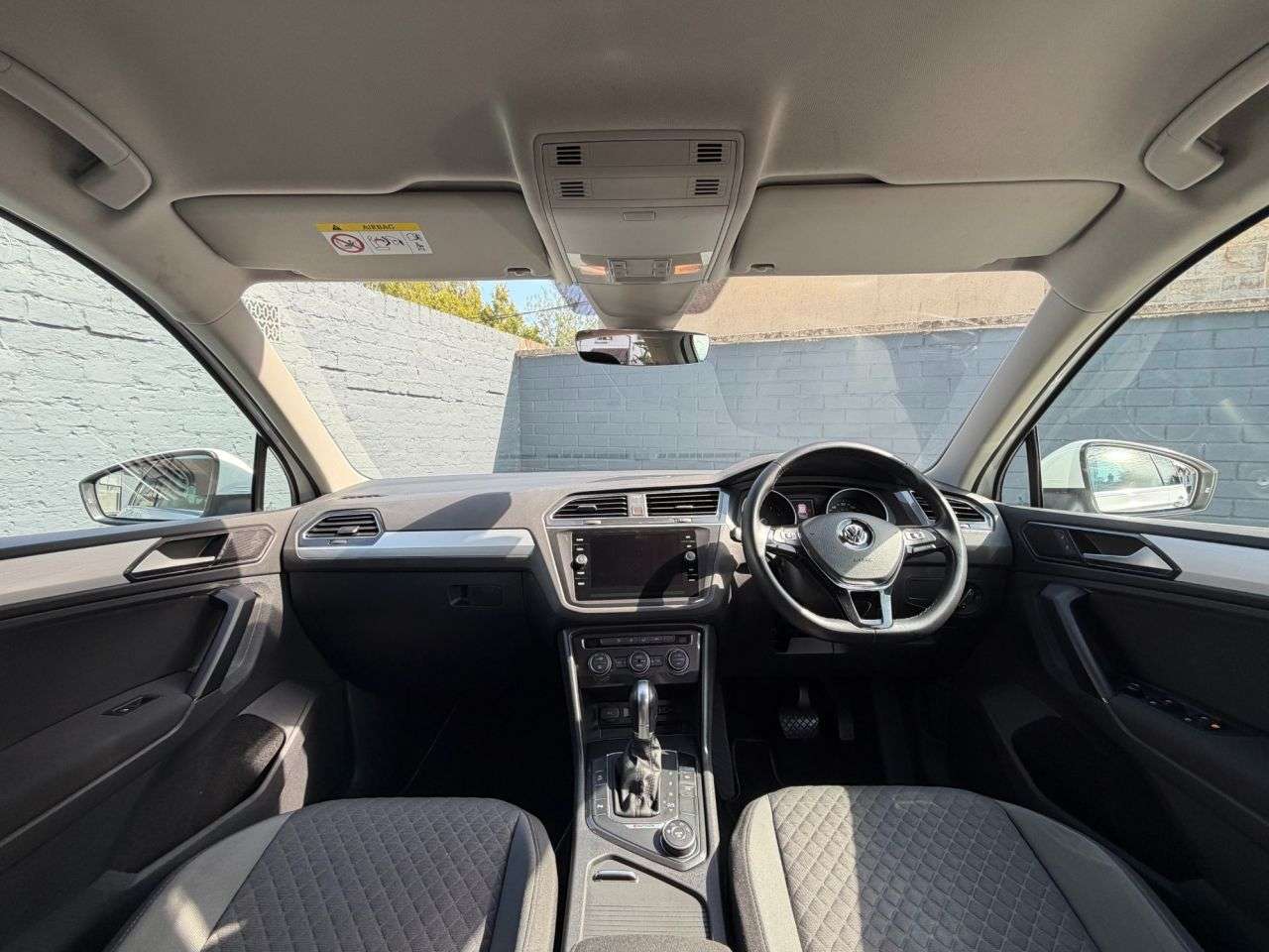 A 2018 VOLKSWAGEN TIGUAN 1.4 TSI SE Navigation SUV 5dr Petrol DSG 4Motion Euro 6 (s/s) (150 ps) Adap A 2018 VOLKSWAGEN TIGUAN 1.4 TSI SE Navigation SUV 5dr Petrol DSG 4Motion Euro 6 (s/s) (150 ps) Adap