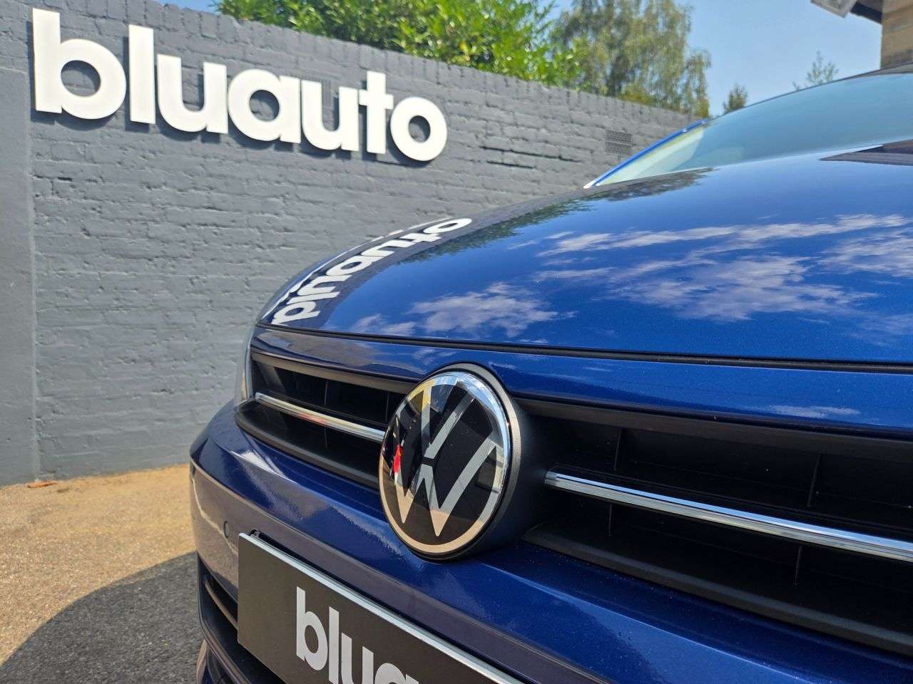 A 2021 VOLKSWAGEN POLO 1.0 EVO Match Hatchback 5dr Petrol Manual Euro 6 (s/s) (80 ps) Front & Rear A 2021 VOLKSWAGEN POLO 1.0 EVO Match Hatchback 5dr Petrol Manual Euro 6 (s/s) (80 ps) Front & Rear