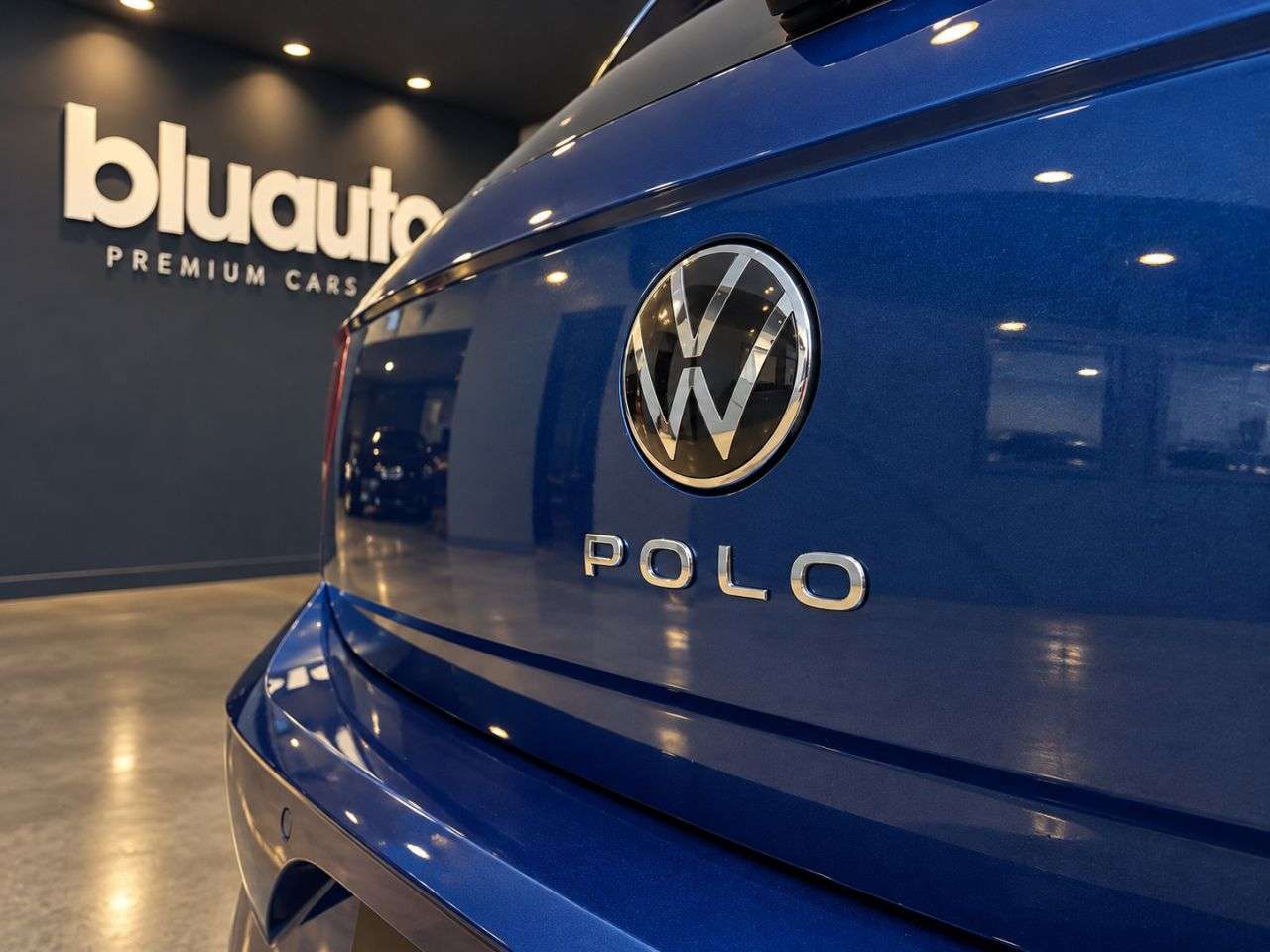 A 2021 VOLKSWAGEN POLO 1.0 EVO Match Hatchback 5dr Petrol Manual Euro 6 (s/s) (80 ps) Front & Rear A 2021 VOLKSWAGEN POLO 1.0 EVO Match Hatchback 5dr Petrol Manual Euro 6 (s/s) (80 ps) Front & Rear