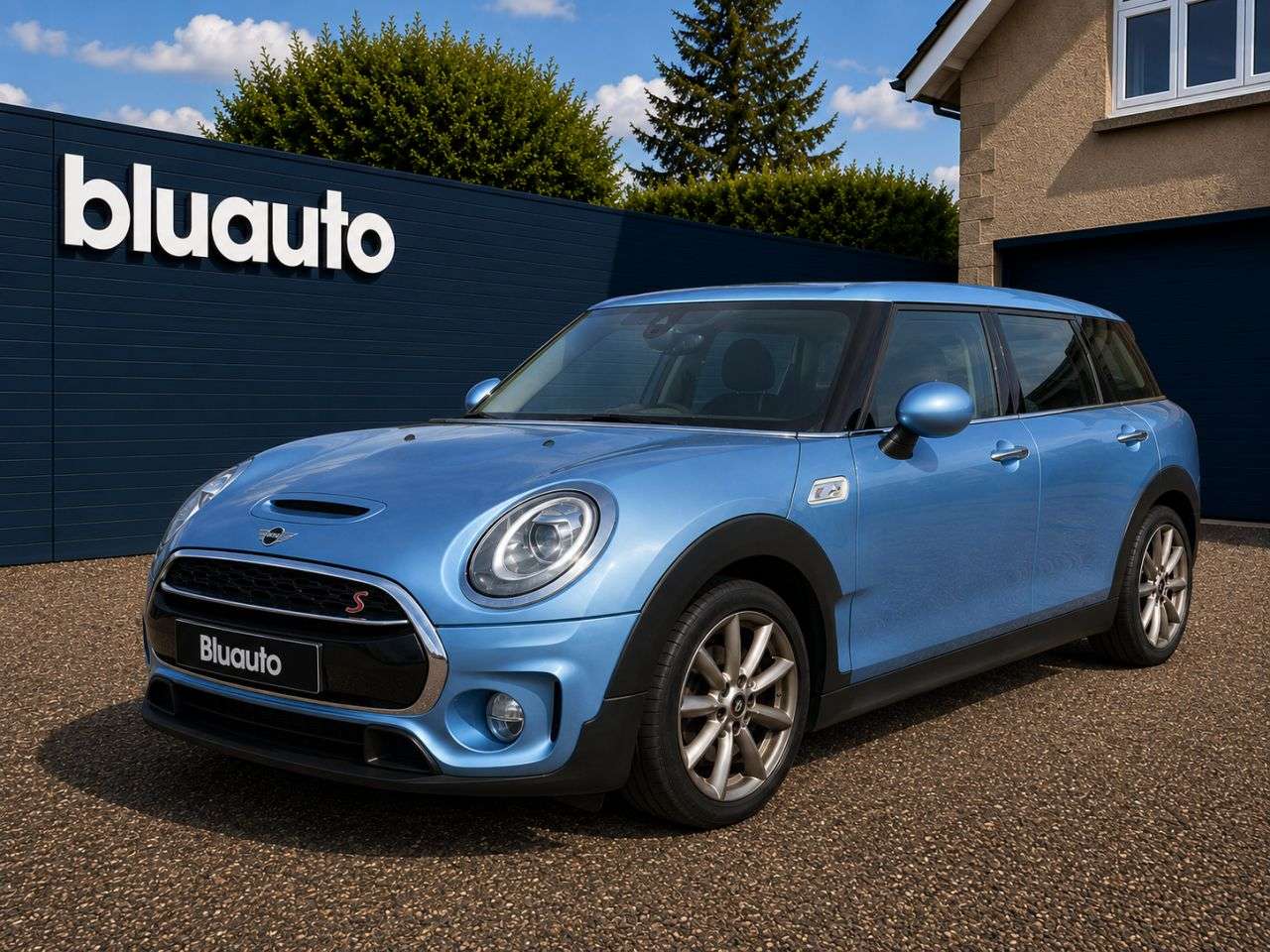 A 2017 MINI CLUBMAN 2.0 Cooper S Estate 6dr Petrol Auto ALL4 Euro 6 (s/s) (192 ps) A 2017 MINI CLUBMAN 2.0 Cooper S Estate 6dr Petrol Auto ALL4 Euro 6 (s/s) (192 ps)