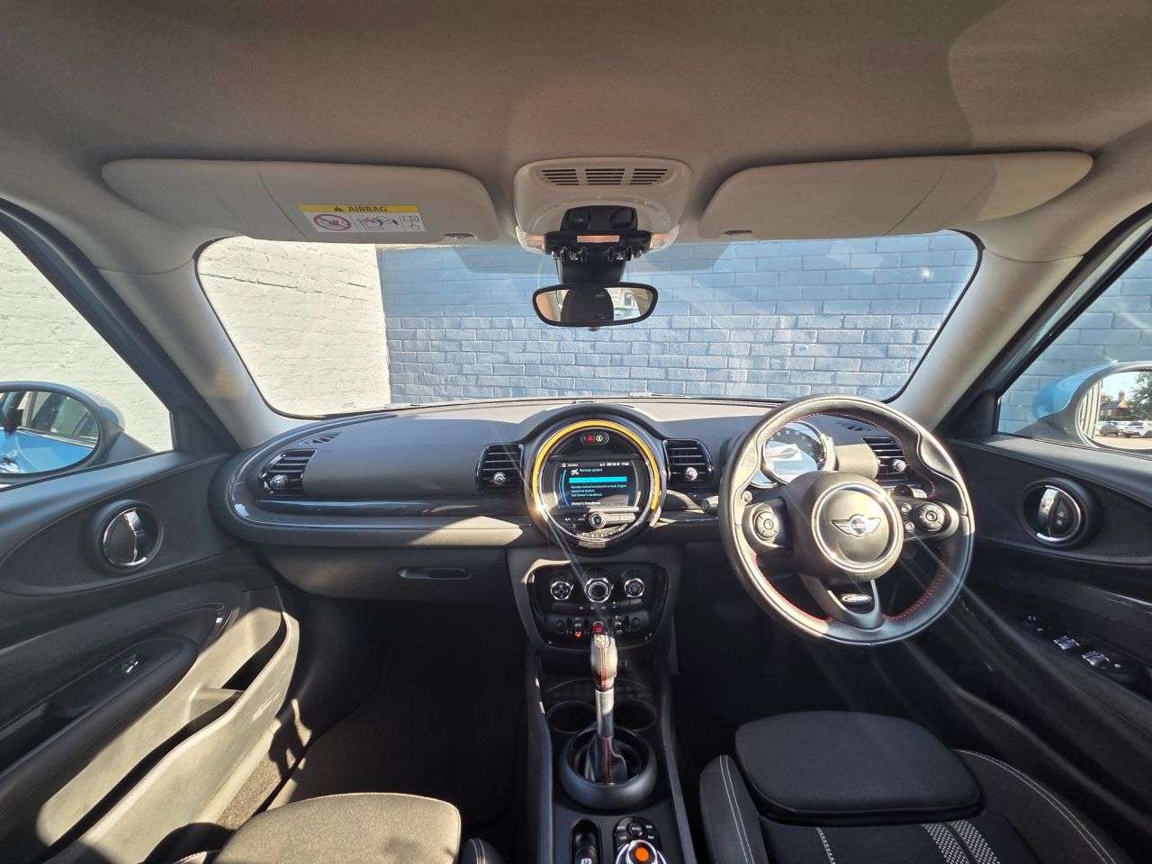 A 2017 MINI CLUBMAN 2.0 Cooper S Estate 6dr Petrol Auto ALL4 Euro 6 (s/s) (192 ps) A 2017 MINI CLUBMAN 2.0 Cooper S Estate 6dr Petrol Auto ALL4 Euro 6 (s/s) (192 ps)