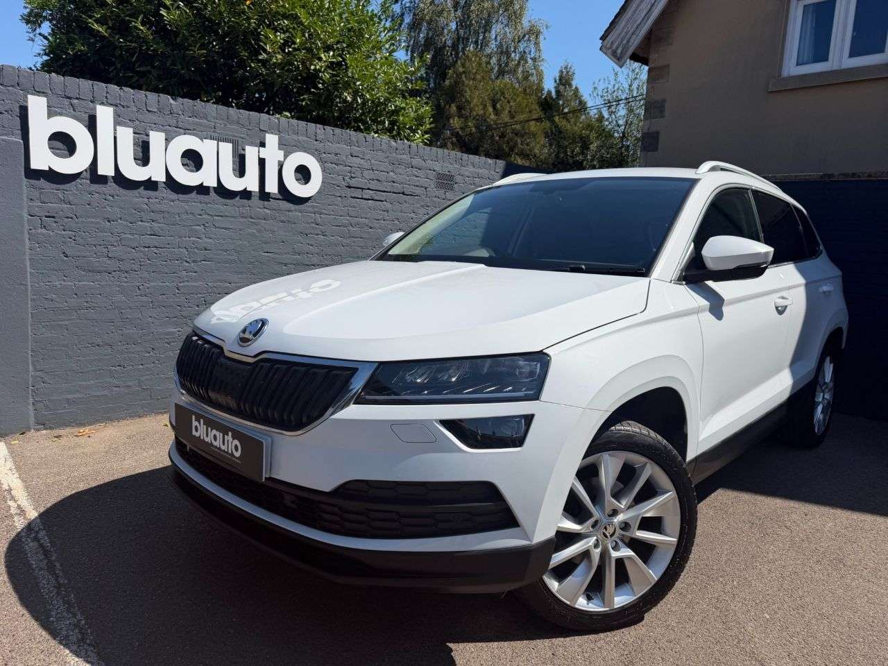 A 2020 SKODA KAROQ 1.5 TSI ACT SE L SUV 5dr Petrol DSG Euro 6 (s/s) (150 ps) A 2020 SKODA KAROQ 1.5 TSI ACT SE L SUV 5dr Petrol DSG Euro 6 (s/s) (150 ps)