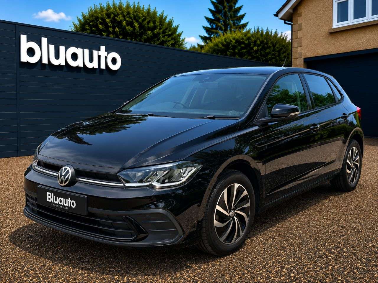 A 2024 VOLKSWAGEN POLO 1.0 EVO Life Hatchback 5dr Petrol Manual Euro 6 (s/s) (80 ps) A 2024 VOLKSWAGEN POLO 1.0 EVO Life Hatchback 5dr Petrol Manual Euro 6 (s/s) (80 ps)