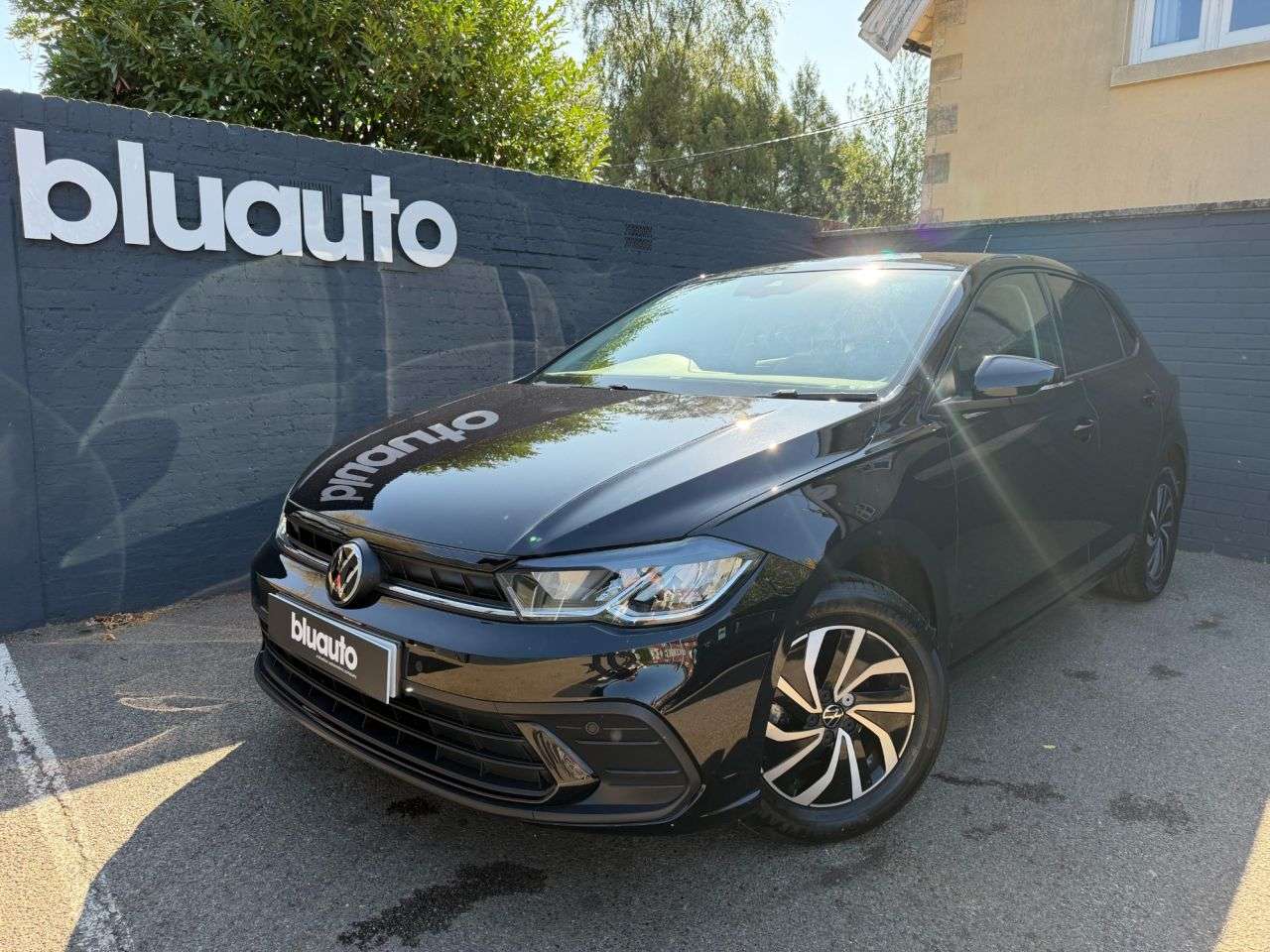 A 2024 VOLKSWAGEN POLO 1.0 EVO Life Hatchback 5dr Petrol Manual Euro 6 (s/s) (80 ps) Apple Car Pla A 2024 VOLKSWAGEN POLO 1.0 EVO Life Hatchback 5dr Petrol Manual Euro 6 (s/s) (80 ps) Apple Car Pla