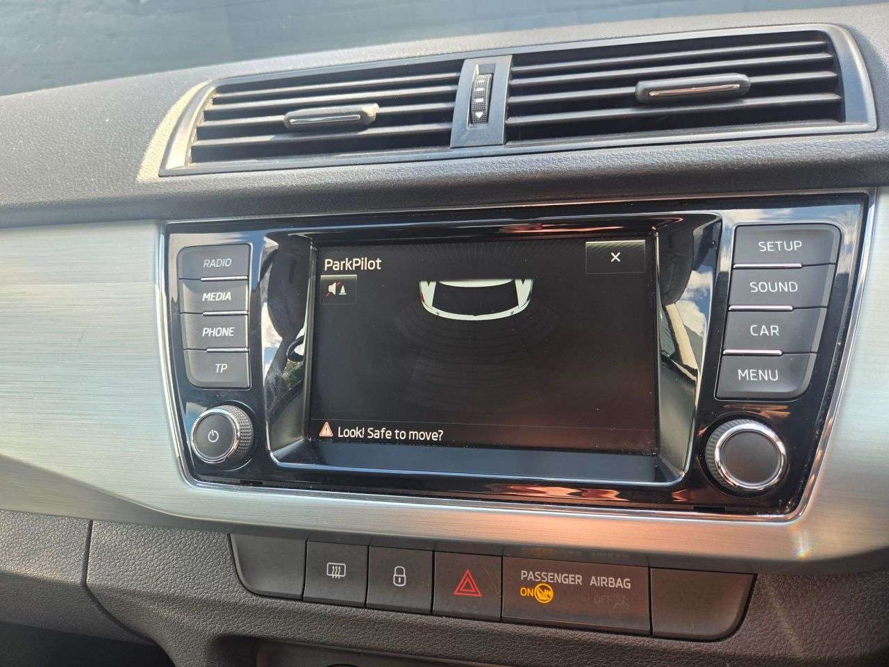 2015 SKODA FABIA 2015 SKODA FABIA