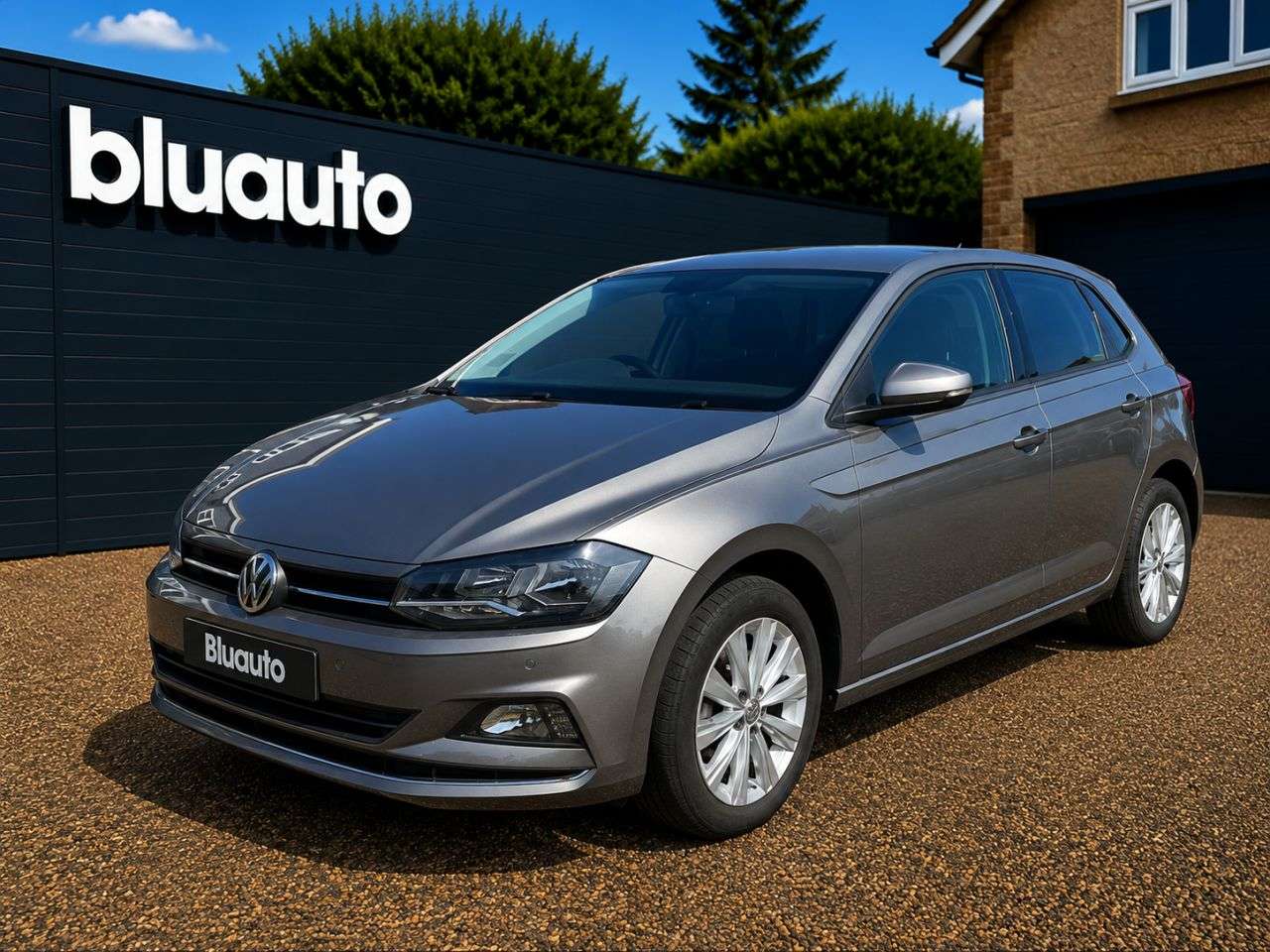 A 2016 VOLKSWAGEN POLO 1.0 TSI SEL Hatchback 5dr Petrol Manual Euro 6 (s/s) (110 ps) A 2016 VOLKSWAGEN POLO 1.0 TSI SEL Hatchback 5dr Petrol Manual Euro 6 (s/s) (110 ps)