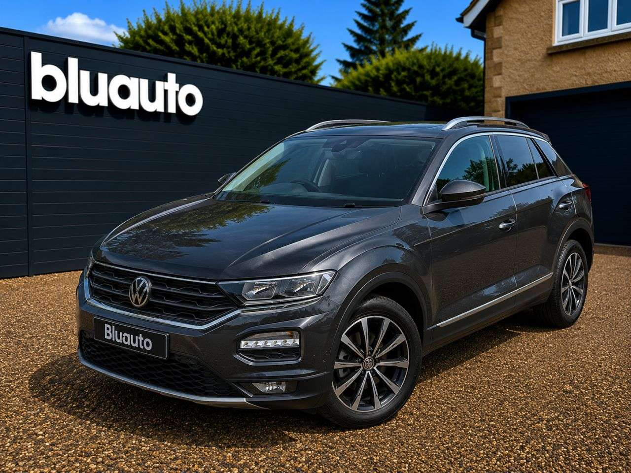 A 2022 VOLKSWAGEN T-ROC 1.0 TSI Active SUV 5dr Petrol Manual Euro 6 (s/s) (110 ps) A 2022 VOLKSWAGEN T-ROC 1.0 TSI Active SUV 5dr Petrol Manual Euro 6 (s/s) (110 ps)