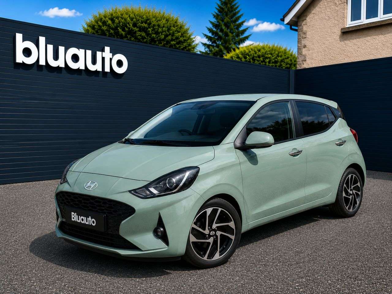 A 2025 HYUNDAI I10 1.0 Premium Hatchback 5dr Petrol Manual Euro 6 (s/s) (63 ps) A 2025 HYUNDAI I10 1.0 Premium Hatchback 5dr Petrol Manual Euro 6 (s/s) (63 ps)