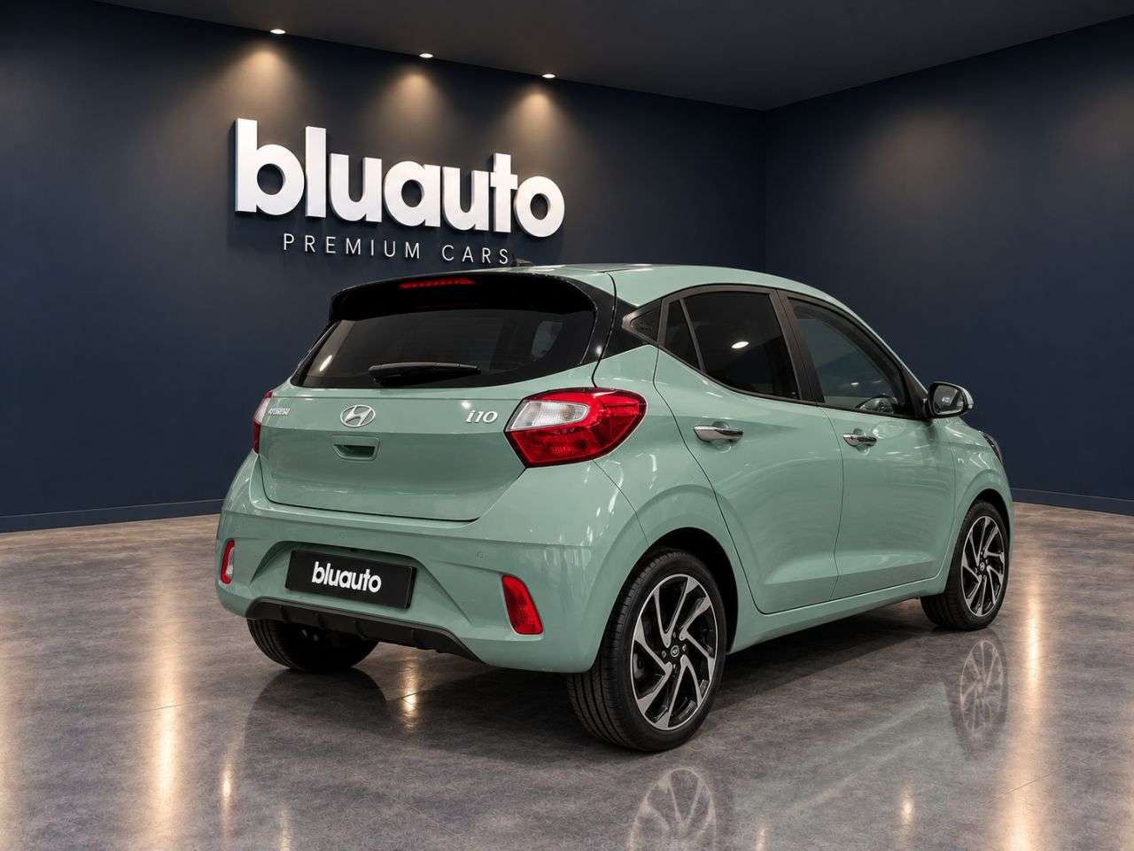 A 2025 HYUNDAI I10 1.0 Premium Hatchback 5dr Petrol Manual Euro 6 (s/s) (63 ps) A 2025 HYUNDAI I10 1.0 Premium Hatchback 5dr Petrol Manual Euro 6 (s/s) (63 ps)