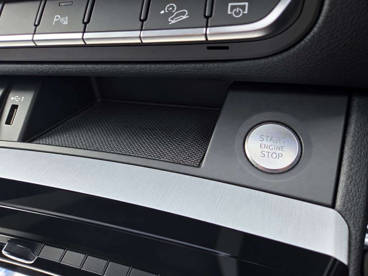 2021 AUDI Q5 2021 AUDI Q5