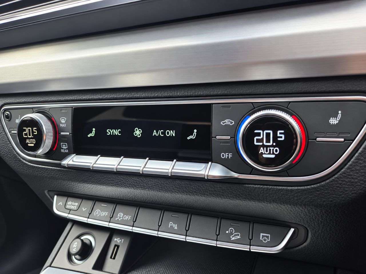 2021 AUDI Q5 2021 AUDI Q5