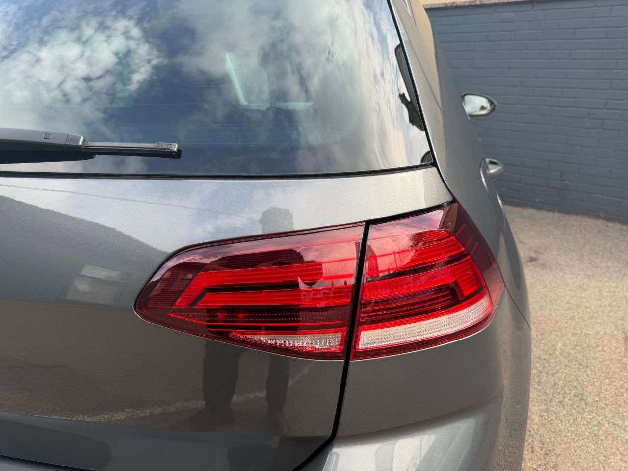 2019 VOLKSWAGEN GOLF 2019 VOLKSWAGEN GOLF