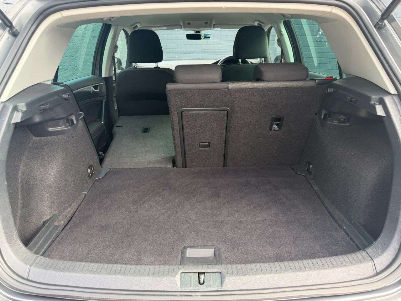 2019 VOLKSWAGEN GOLF 2019 VOLKSWAGEN GOLF