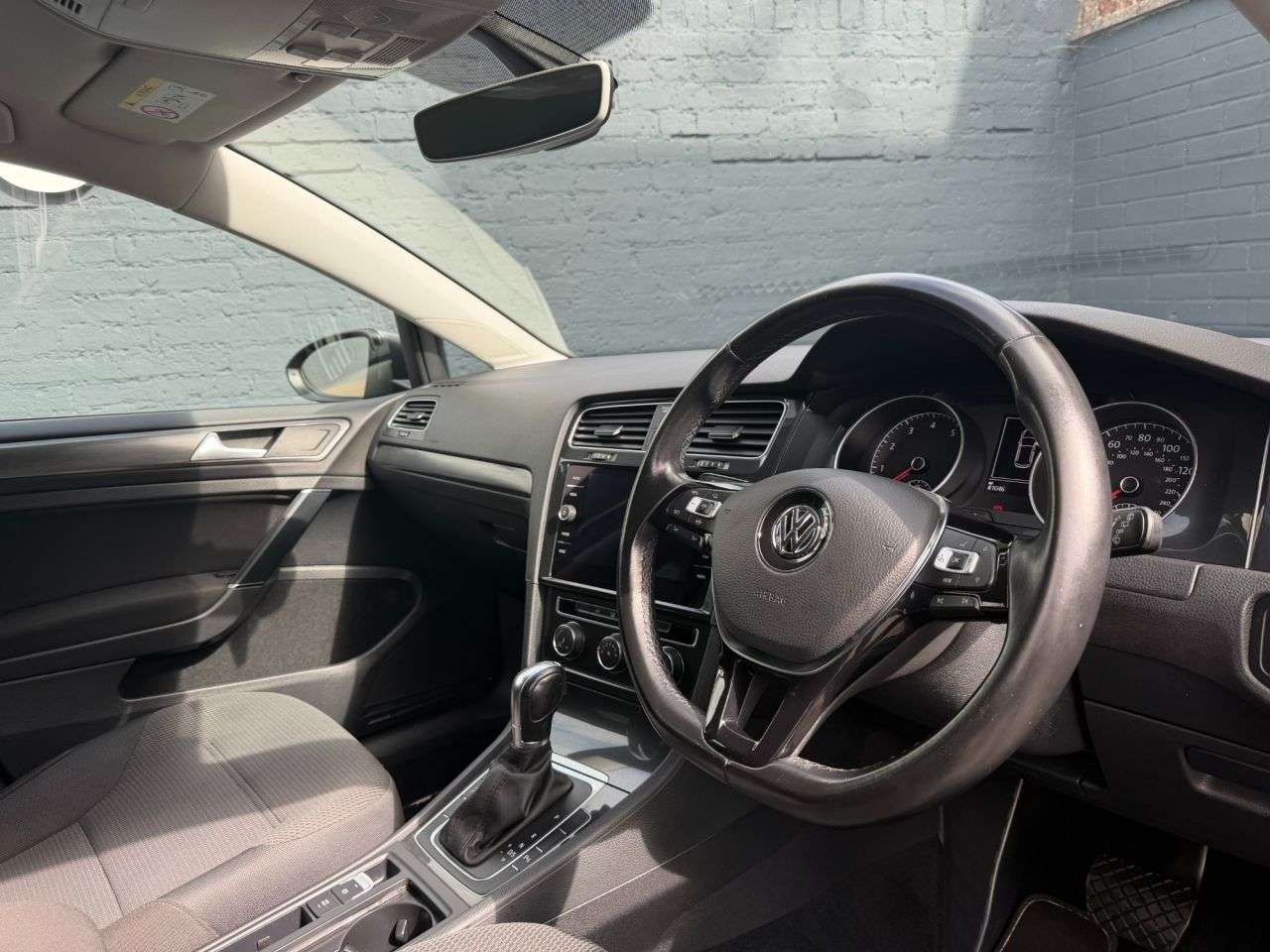 2019 VOLKSWAGEN GOLF 2019 VOLKSWAGEN GOLF