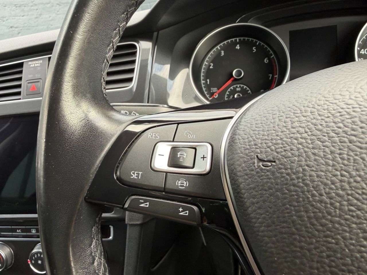 2019 VOLKSWAGEN GOLF 2019 VOLKSWAGEN GOLF
