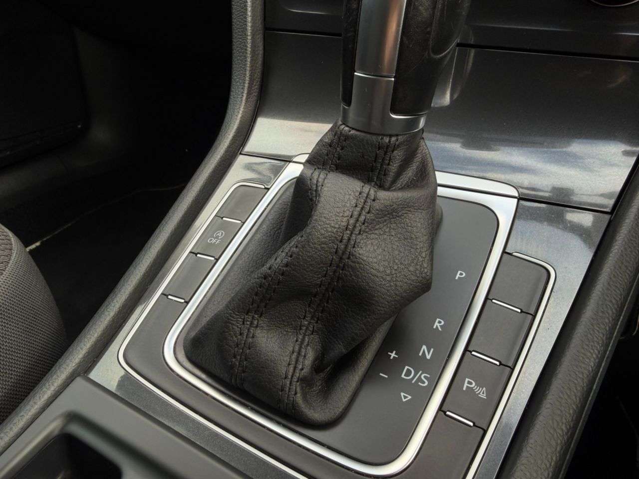 2019 VOLKSWAGEN GOLF 2019 VOLKSWAGEN GOLF