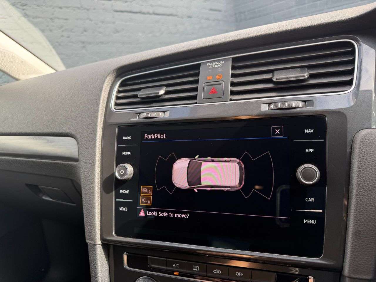 2019 VOLKSWAGEN GOLF 2019 VOLKSWAGEN GOLF